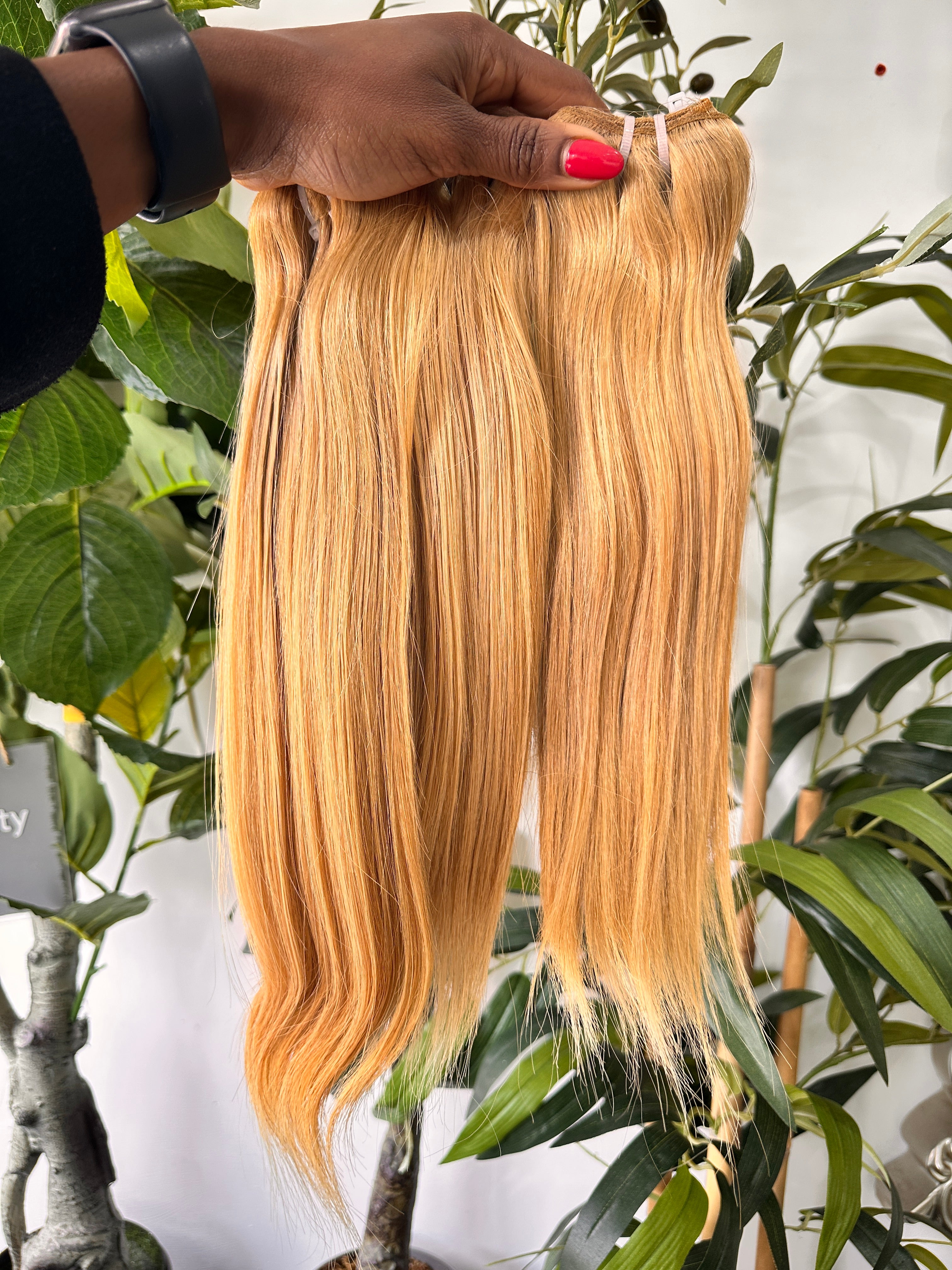 3pcs 12”12”14” blonde, Vietnamese hair bundles.